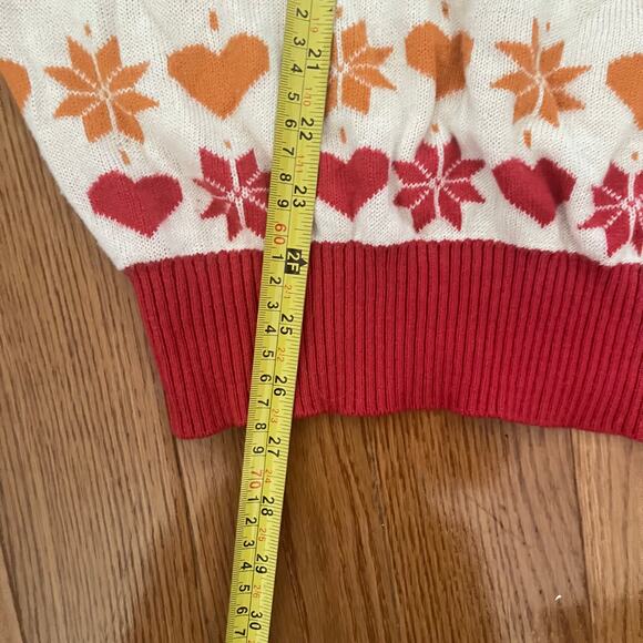 Hulu Love More Rainbow Heart Snowflake Christmas Sweater Men XL Graphic Pullover - Picture 9 of 10